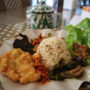 Menu Masakan Rumahan di Bakoel Ussy